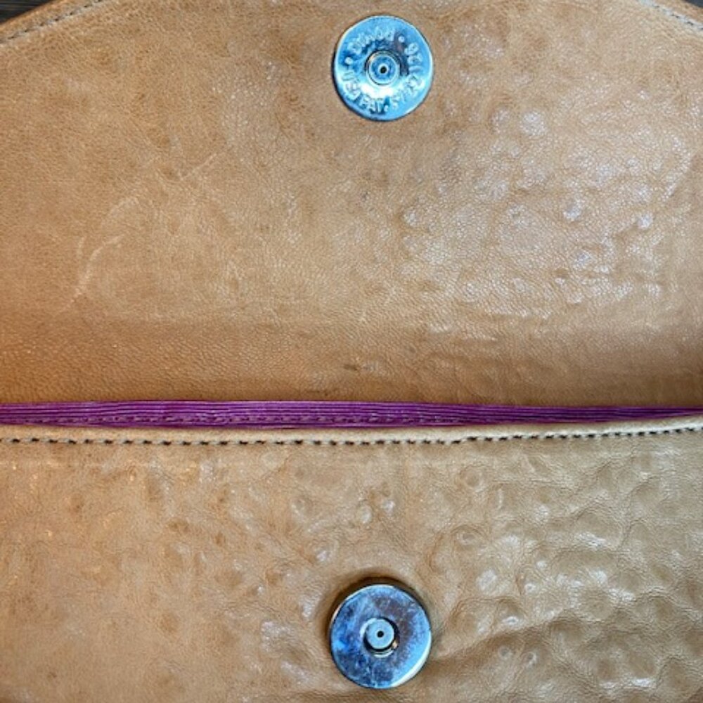Sherry Wolf Crystal Peace Heart Leather Convertible Clutch Bag w/Chain - Picture 9 of 9